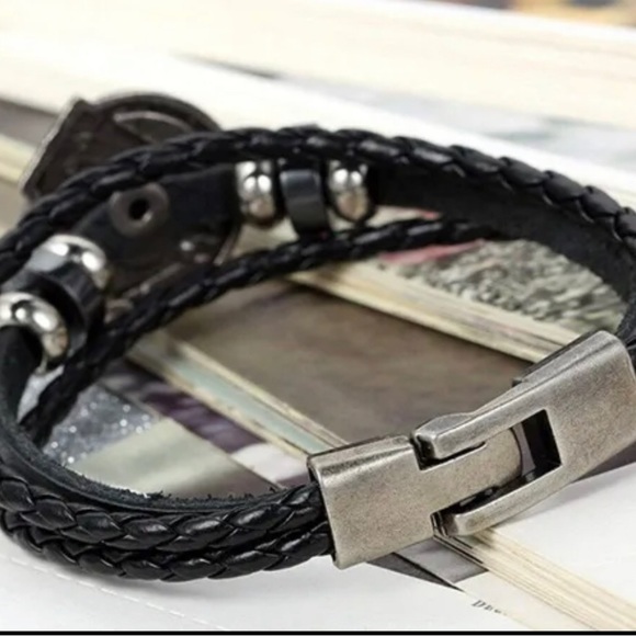 Unisex Leather Braided Bracelet Poker Spade Royal Flush - Picture 8 of 13